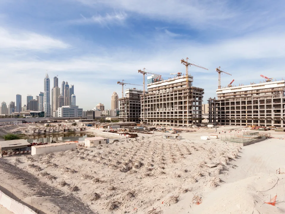 Shovel-ready sites are in high demand as developers seek faster, cost-saving options amid rising construction expenses.