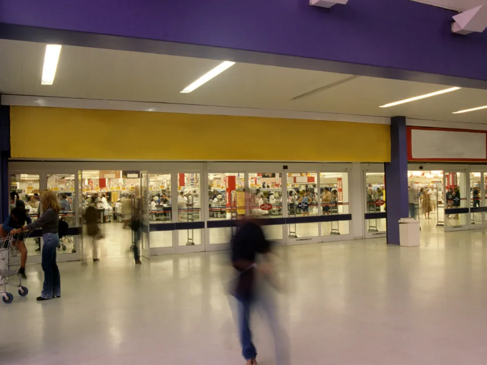 Retail investment rose 13% in Q1 2025 as demand surged for grocery-anchored centers, urban retail, and big-box properties.