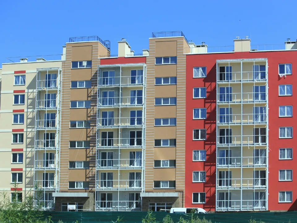 Multifamily demand in Phoenix outpaces new supply for the first time in two years as vacancies drop and construction activity slows.
