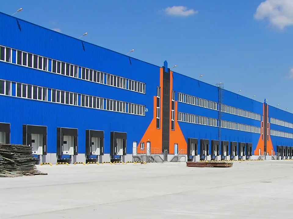 Warehouse renovation demand rises as outdated bulk facilities face growing vacancies and modernization needs.