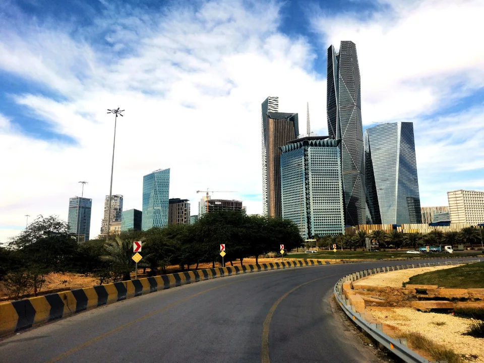 Office demand slumped in April as new tariffs created uncertainty, echoing patterns seen during the 2023 banking crisis.