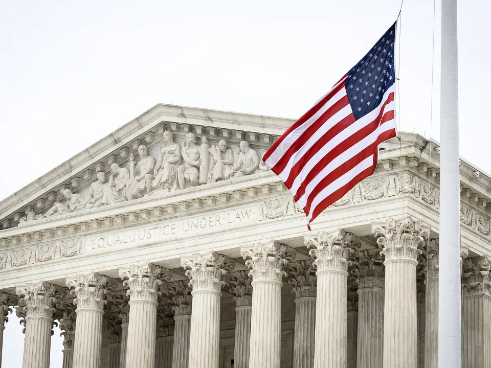 Landlord lawsuits move forward as a federal court allows claims over missed pandemic rent, raising potential for major government payouts.