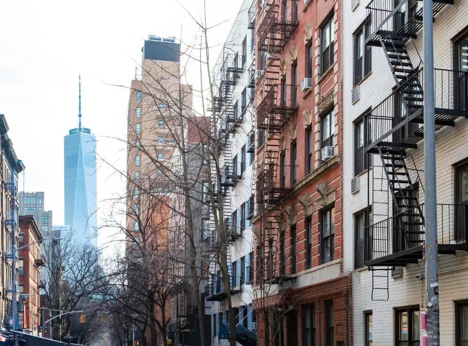 Manhattan rents hit a new record in May at $4,571, rising despite growing inventory and new rental regulations.