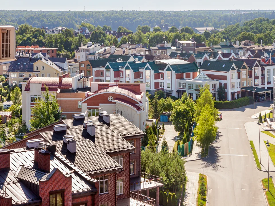 Multifamily investment rises despite slowing rent growth, as investors bet on long-term demand and limited future supply.