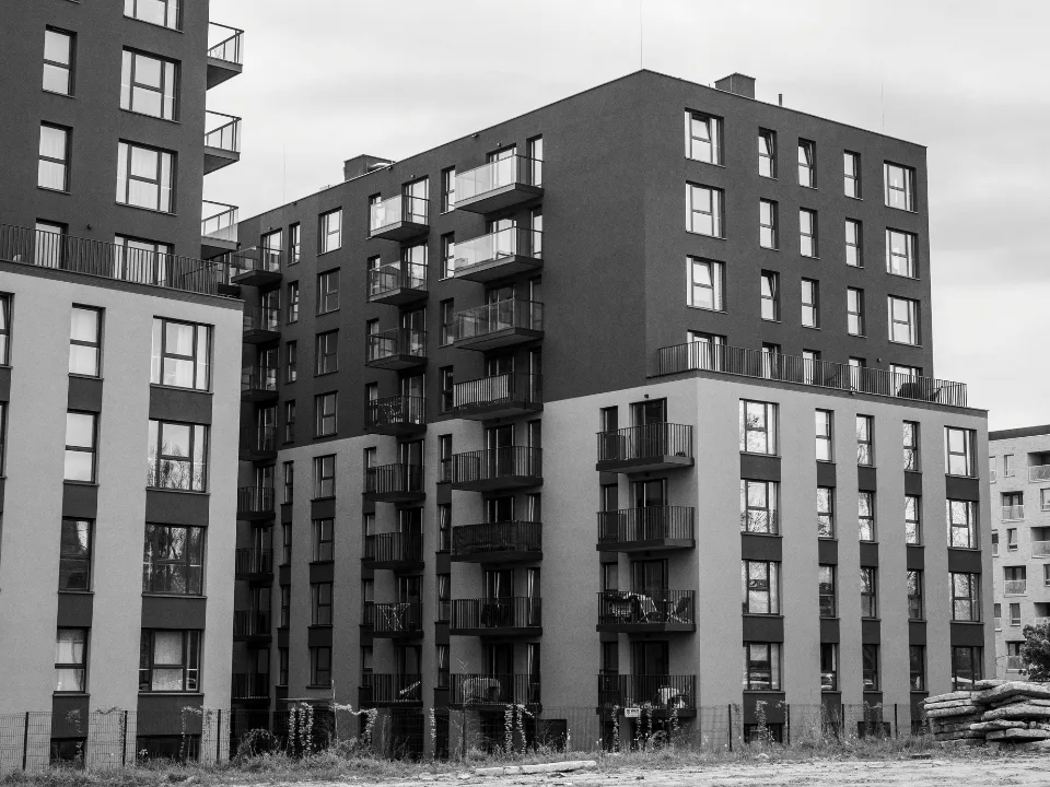 SmartRent survey shows renters want smart tech and bundled utilities, with Gen Z driving demand this leasing season.