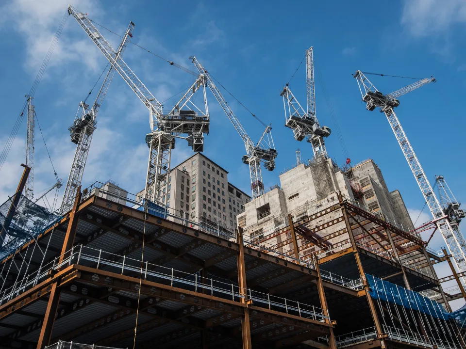 Multifamily Construction Starts Plunge in May Amid Economic Headwinds