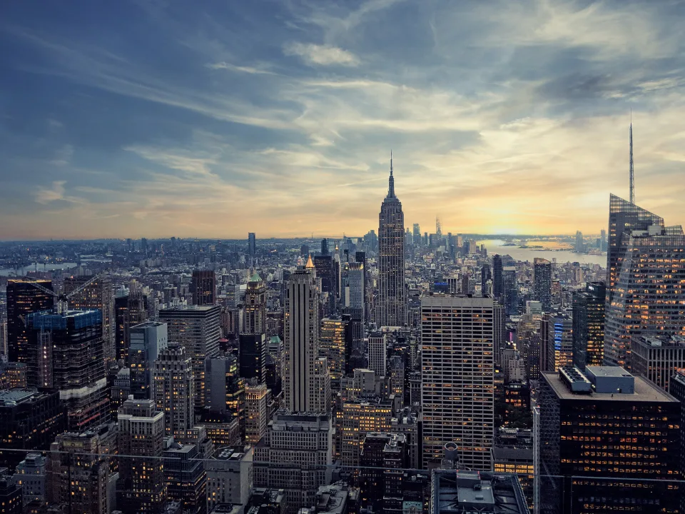 Construction costs in NYC hit $534 PSF as labor shortages and supply chain issues push prices higher.