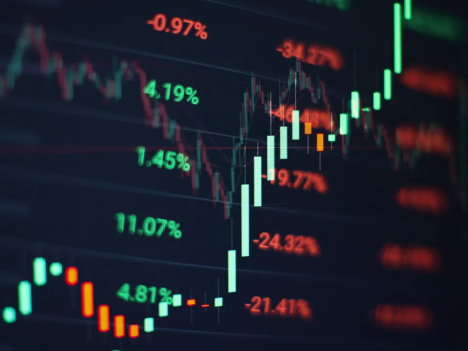CMBS issuance surged 35% in H1 2025, reaching its highest level since 2007 and signaling renewed investor demand.