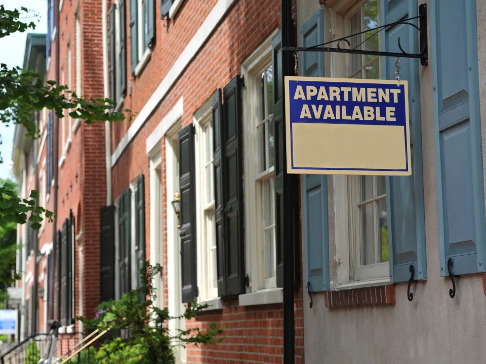 Rent growth is cooling as tariffs, inflation, and slowing job gains reshape the multifamily outlook for 2025–2026.