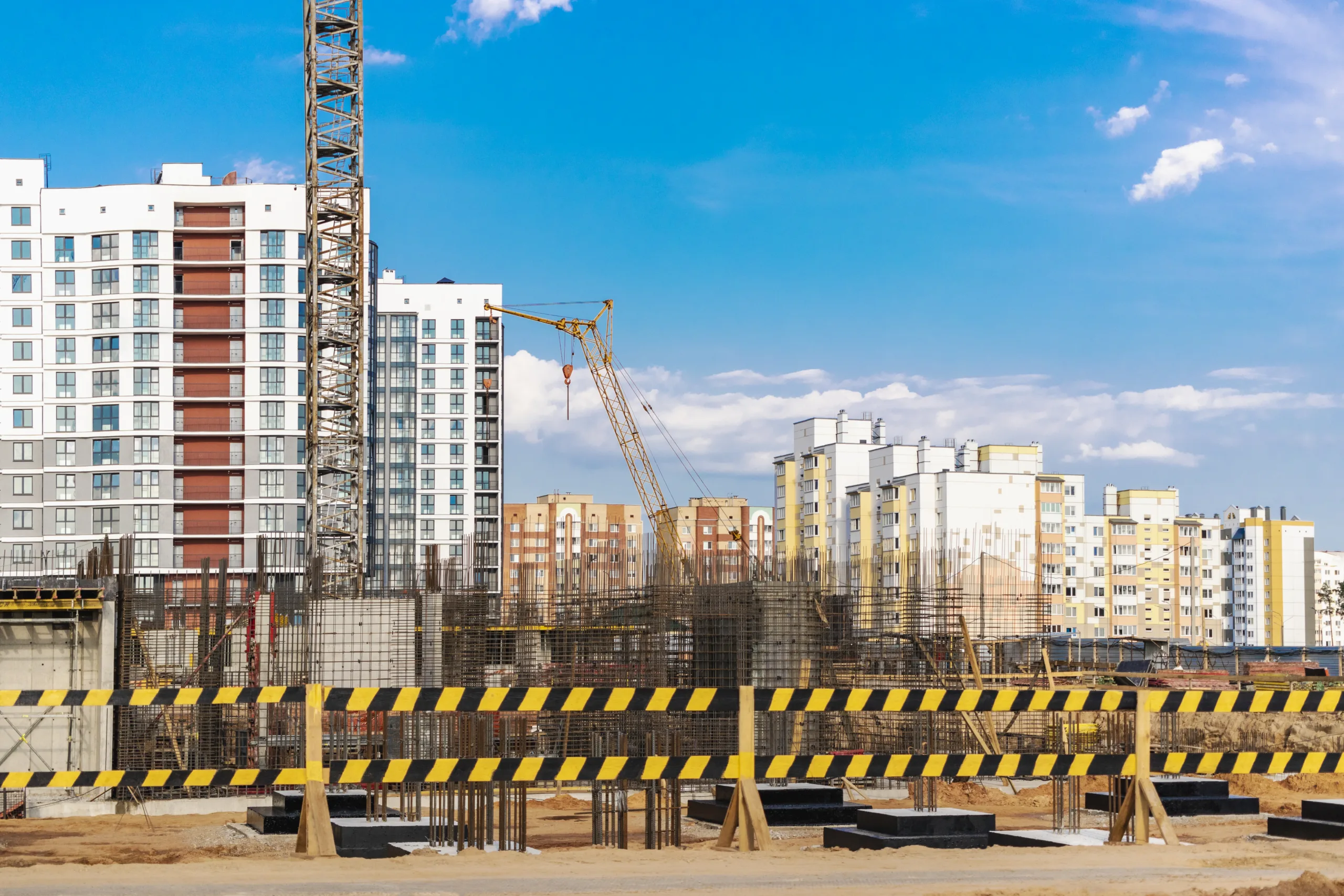 Industrial slowdown deepens in 2025 as tariffs, high costs, and tenant hesitancy drag down new construction and leasing activity.