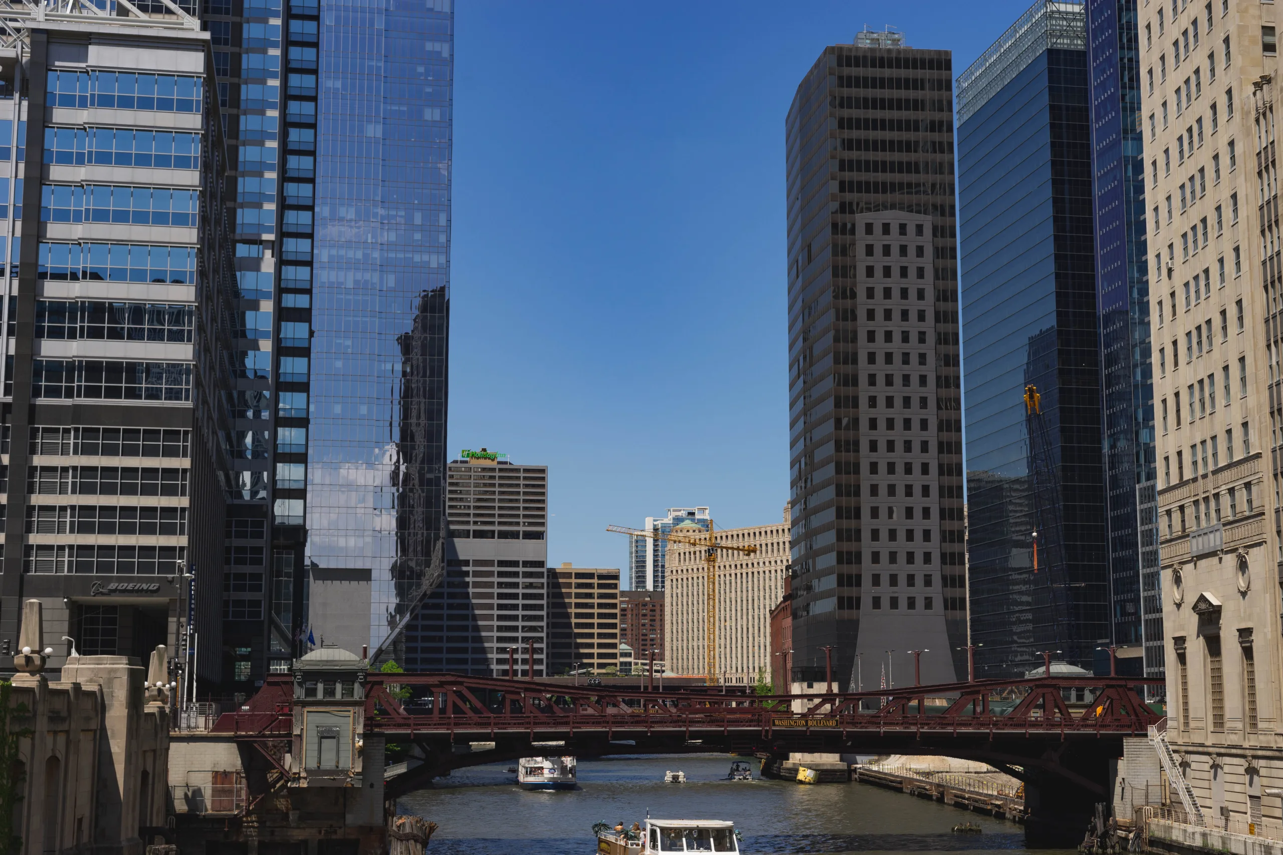 Redco to buy 420 Montgomery as Wells Fargo exits, reshaping San Francisco's Financial District office market.