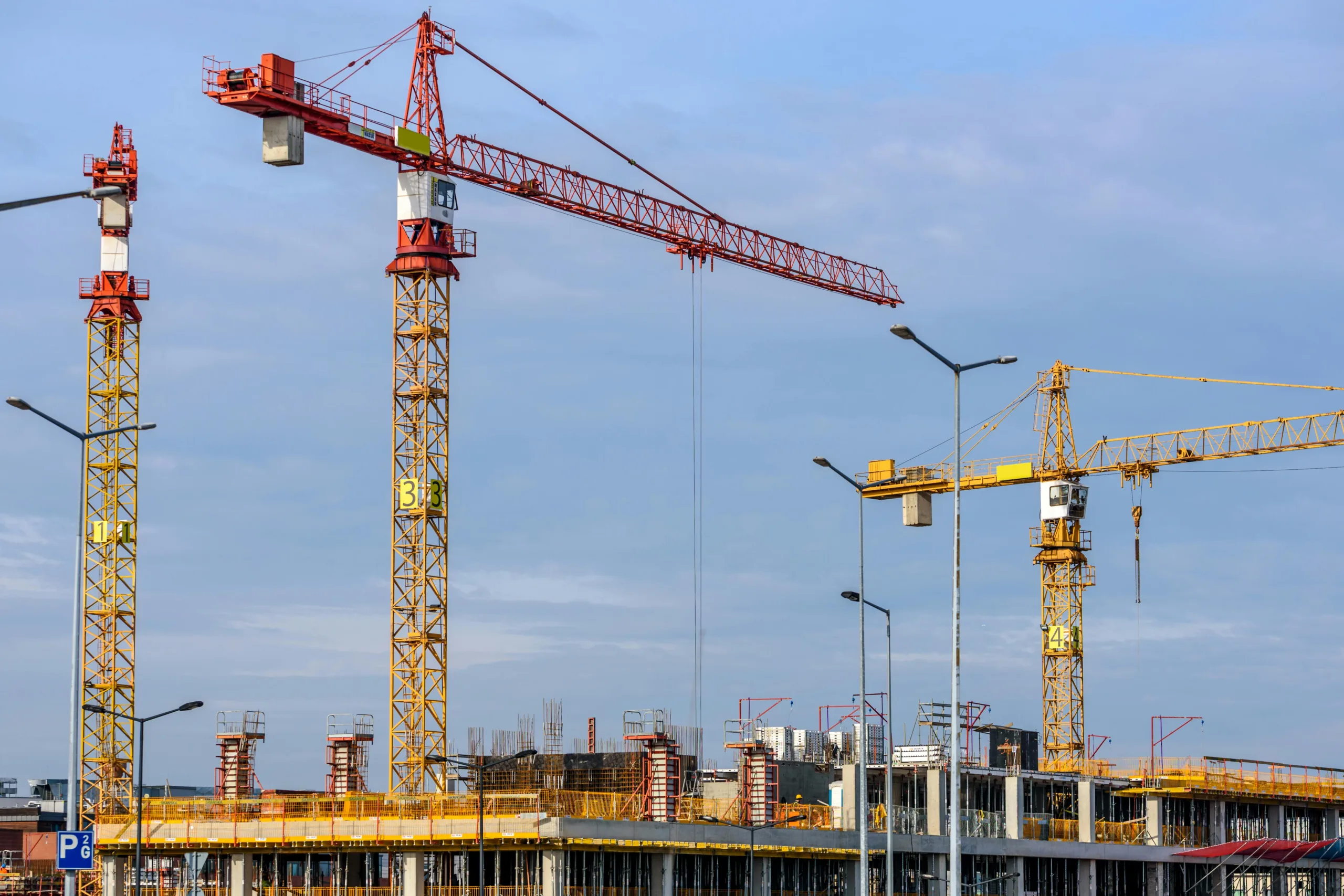 Construction costs in New York and San Francisco lead the US, signaling tighter budgets and shifting developer strategies.