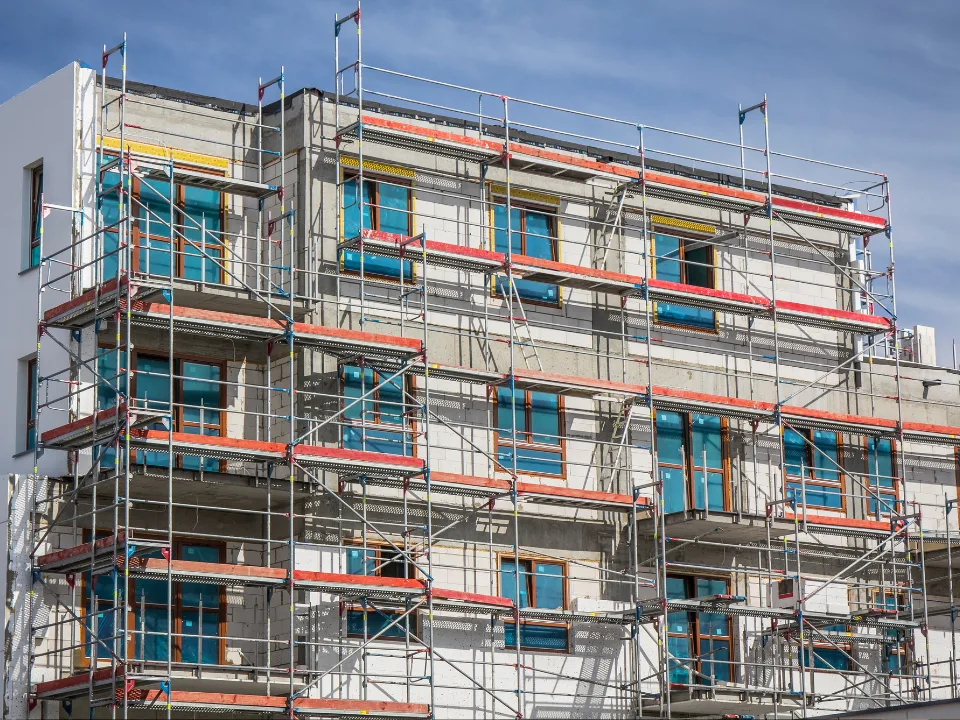 Fannie Freddie funding surge lifts multifamily confidence in Q2 2025 despite interest rate and cost pressures.