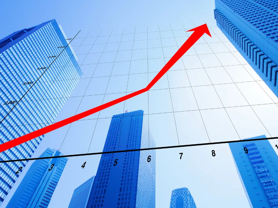 CRE market activity picks up in 2025 with lending growth, cap rate stability, and investor confidence rising despite high rates.