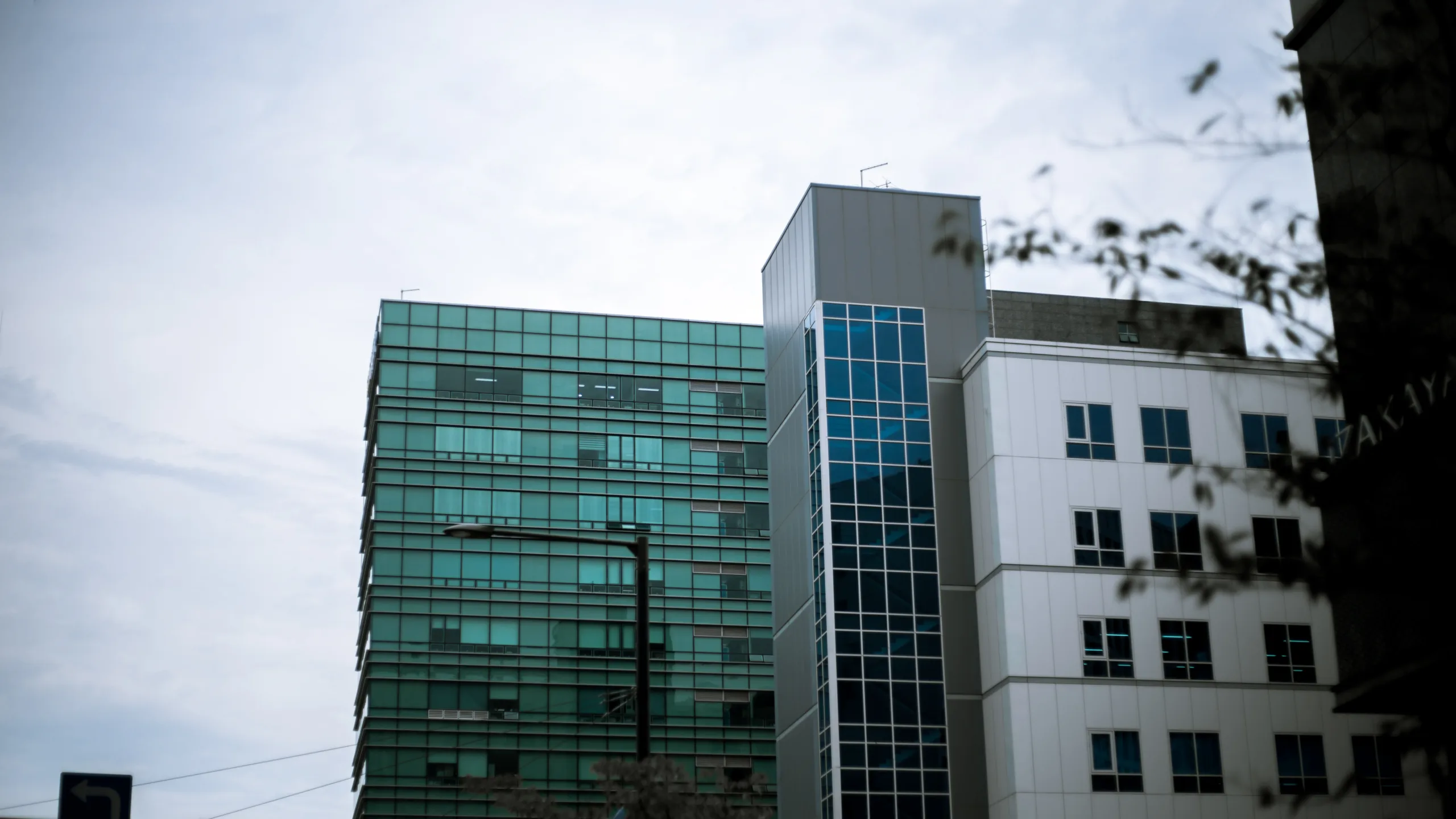 Target selloff of Tempe office campus reflects ongoing financial troubles, remote work shifts, and shrinking corporate footprints.