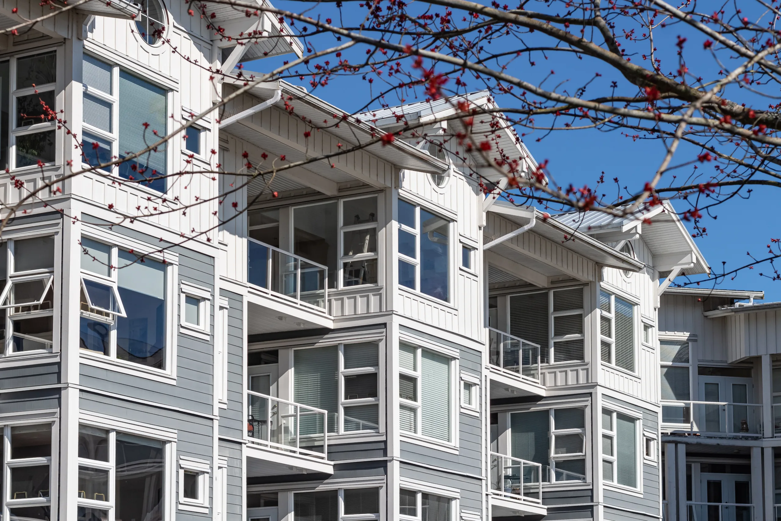 Rent growth stalls in July as vacancies rise to record highs, signaling continued softness in the multifamily rental market.