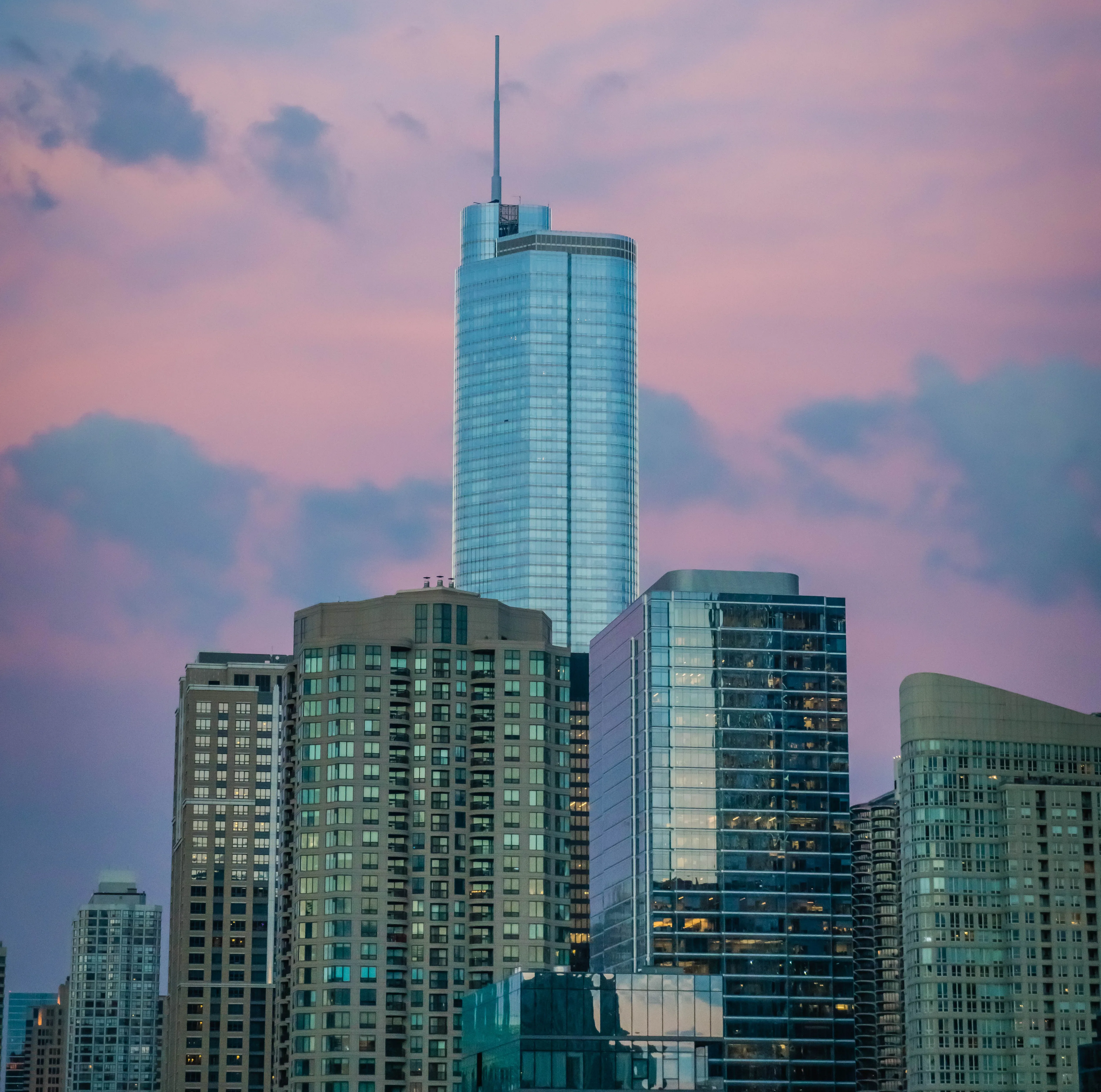 Indian Consulate signs 21K SF lease at DTLA's Aon Center, marking its first official presence in Los Angeles.