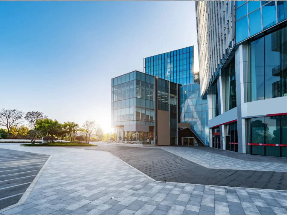 Medical office demand is surging in Chicago as healthcare systems expand and investors target high-retention, stable assets.