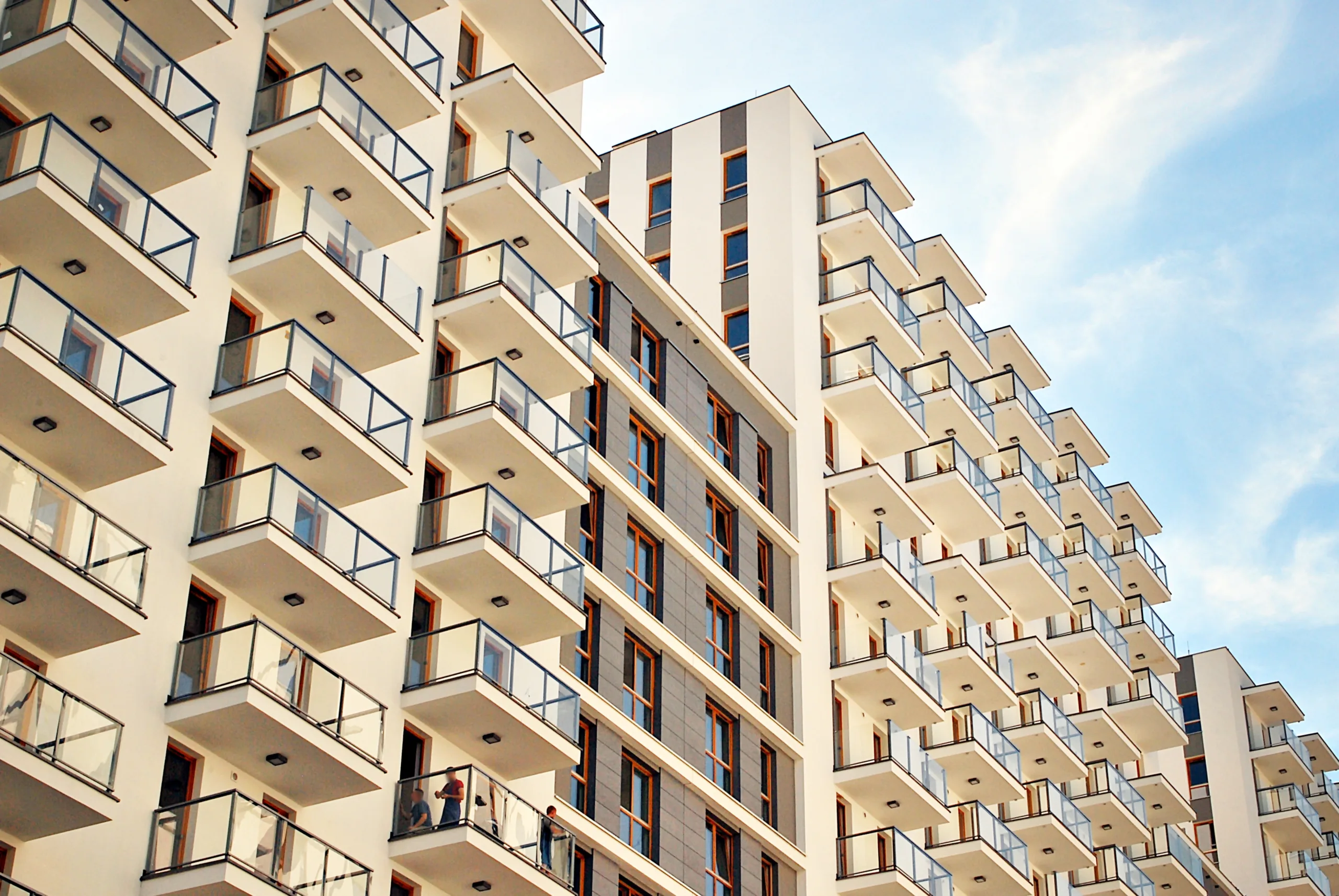 Cap rates stabilize as multifamily investment gains traction heading into 2026 with rent growth and liquidity leading the shift.