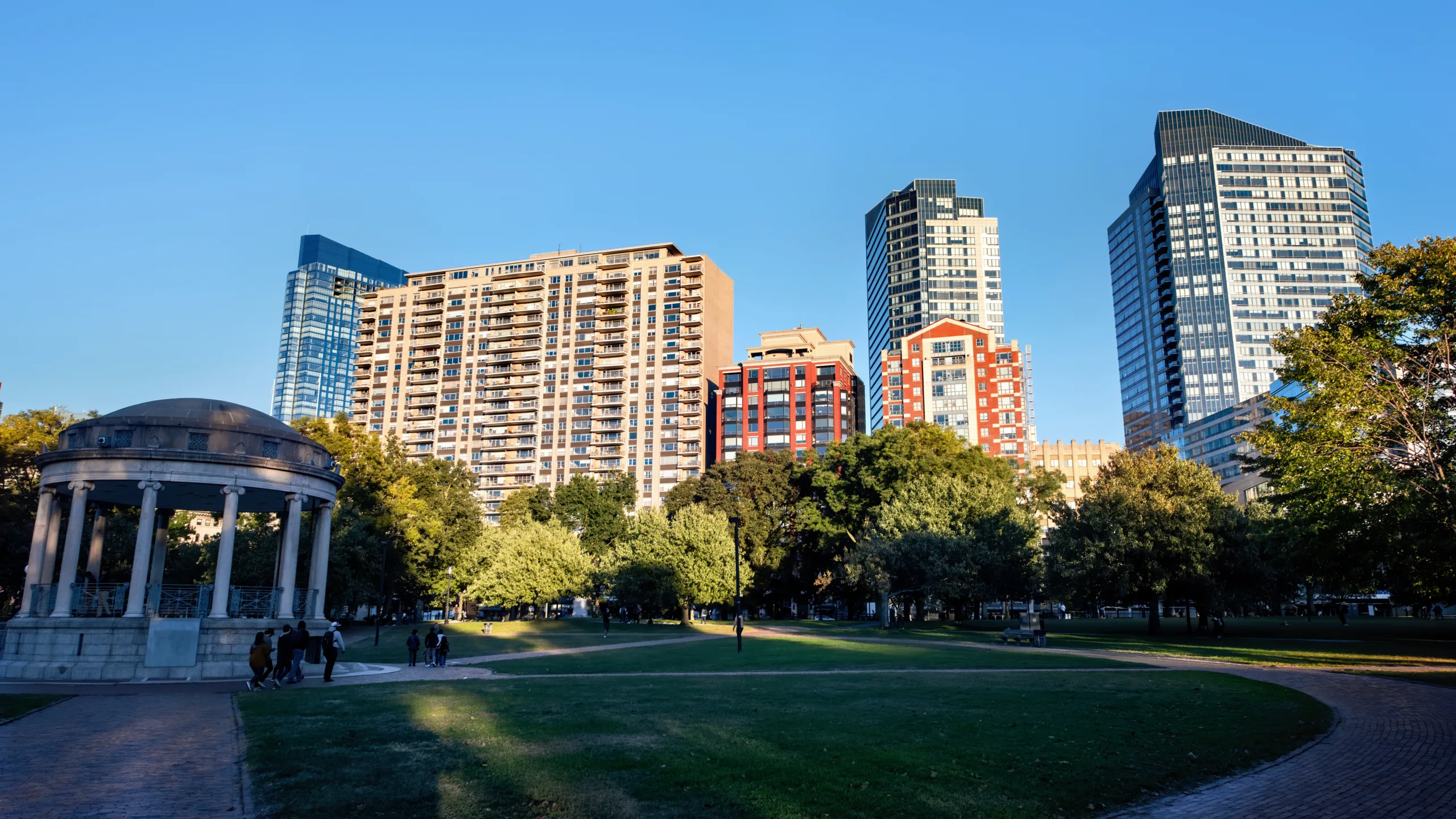 Texas CRE foreclosures top $700M this month, with multifamily properties hardest hit across Houston, Dallas, San Antonio, and Fort Worth.