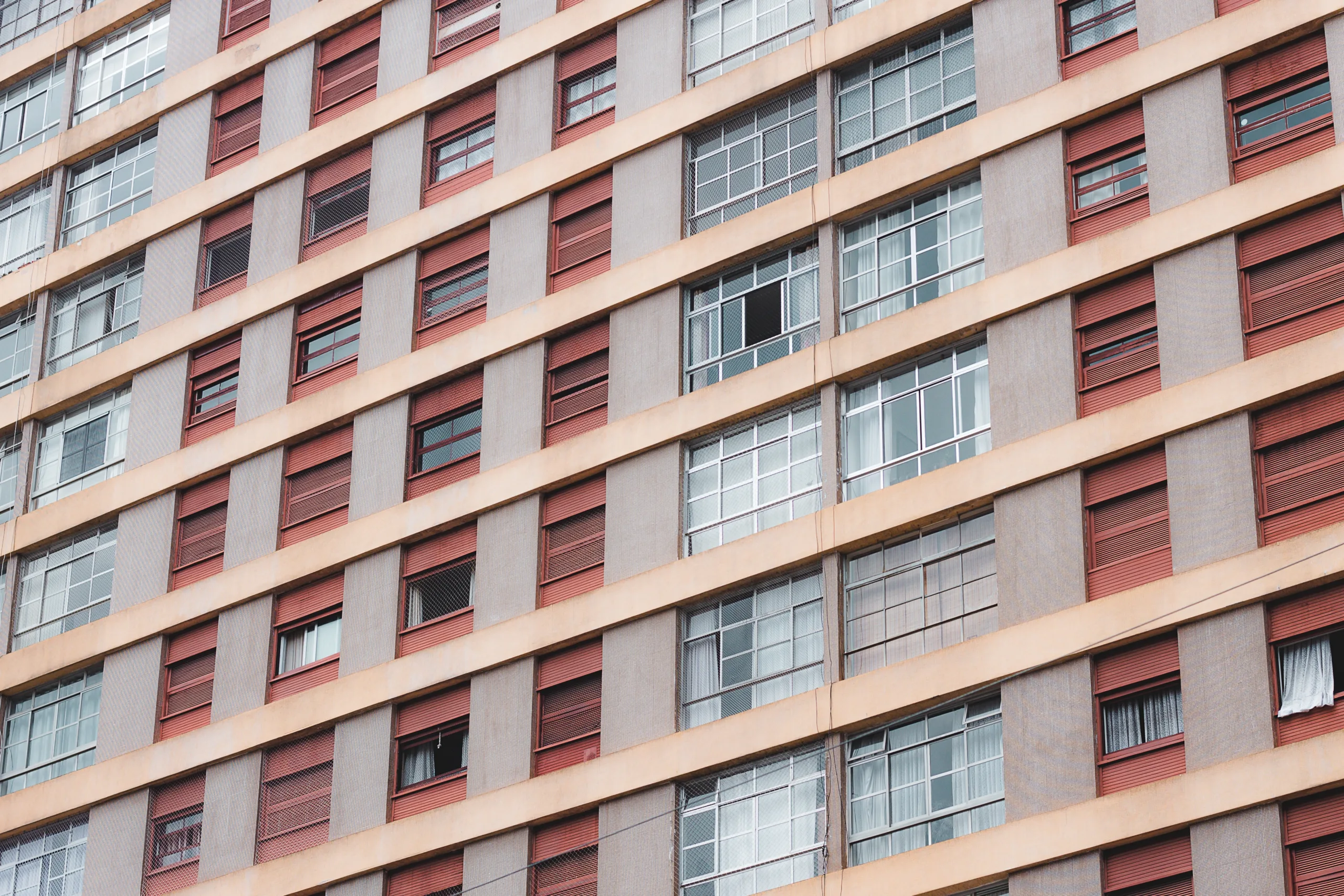 CRE transactions reached a 2025 high in July, led by mid cap deals and strong multifamily demand despite market headwinds.
