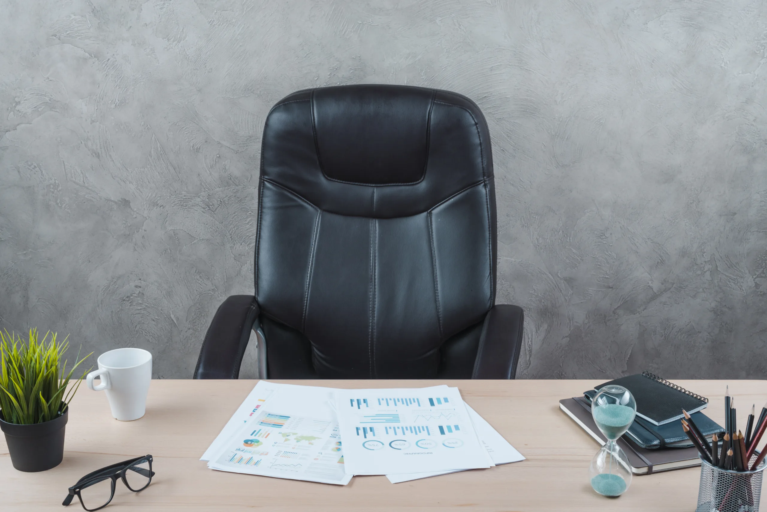 Fannie Mae leadership shakeup cuts women in top roles and axes DEI, signaling major changes under FHFA Director Bill Pulte.