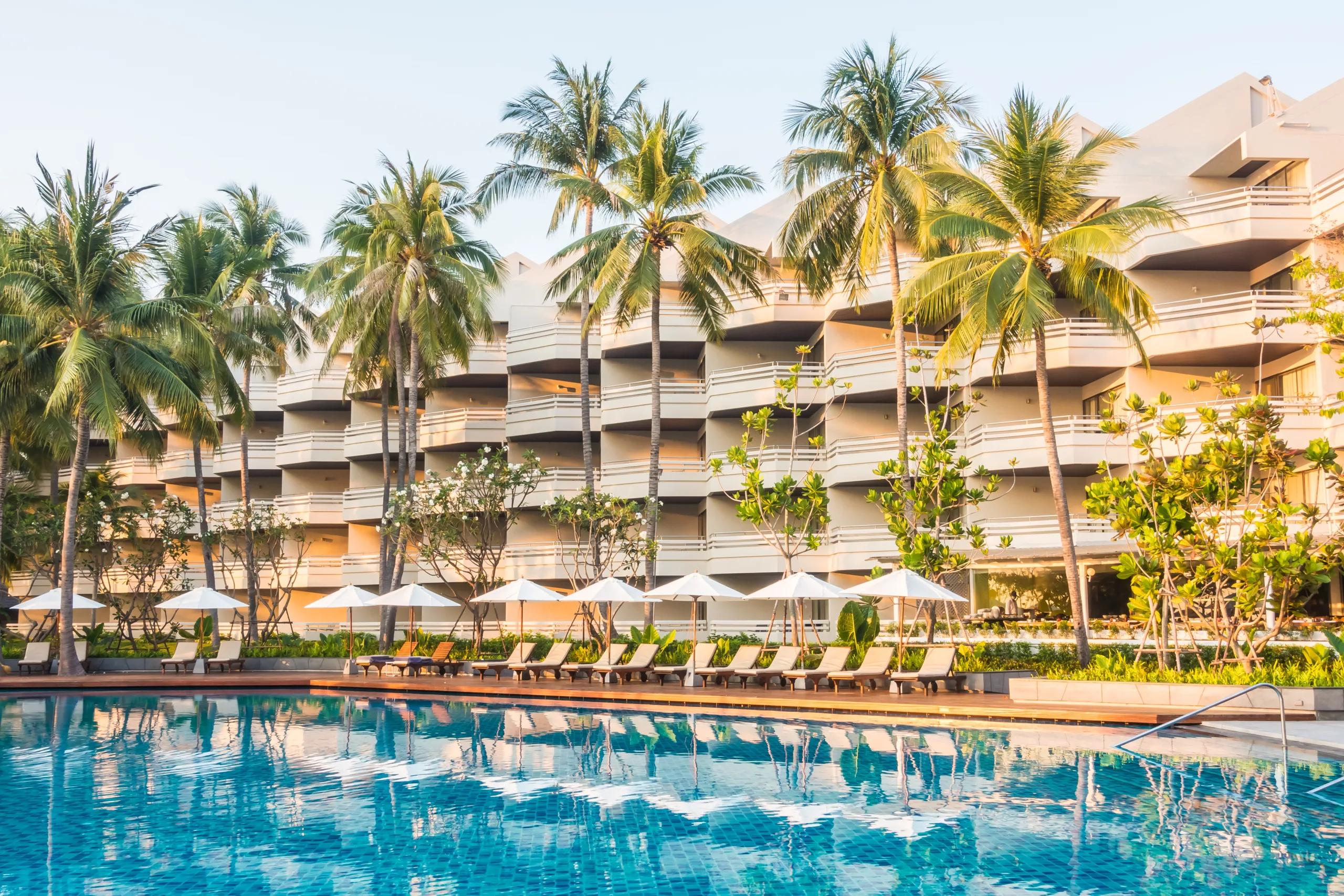 Luxury hotels are thriving in 2025 as budget travel declines, driven by affluent demand and rising rates across high-end properties.