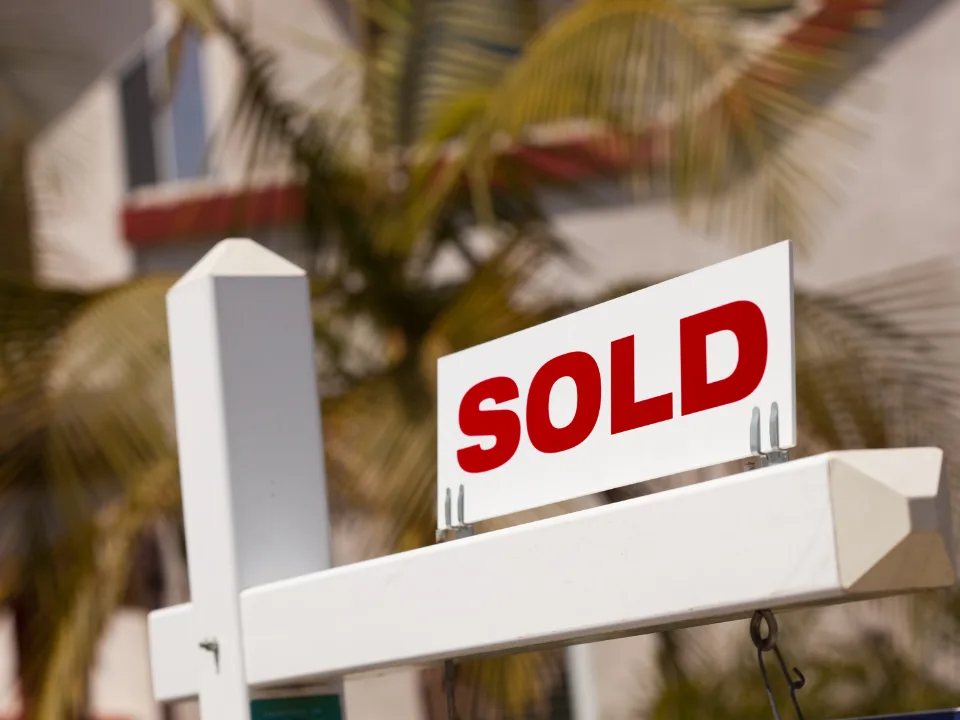 CRE transactions hit a 2025 high in September as buyers return, led by multifamily, retail, and office deal momentum.