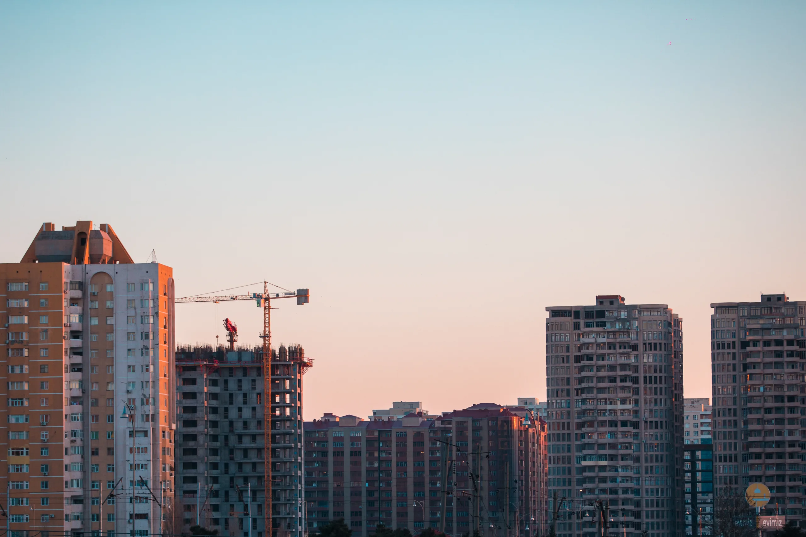 Los Angeles faces a multifamily slowdown as developers pause projects due to taxes, regulation, and rising construction costs.