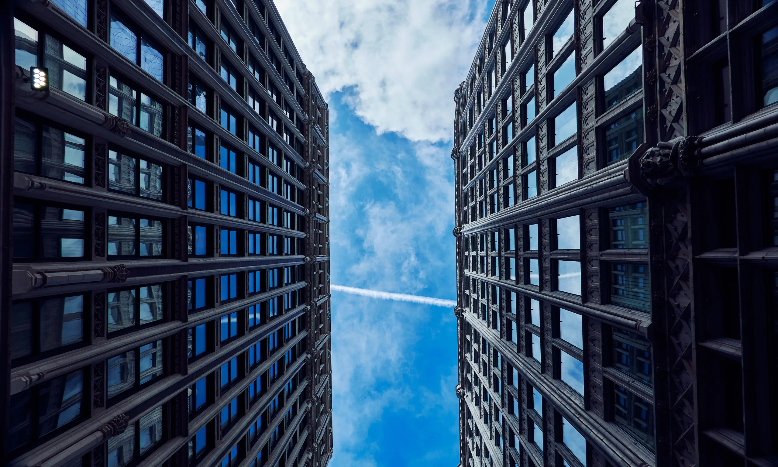 CRE Index reaches 2025 peak in September as deal activity rebounds and market confidence rises heading into Q4.