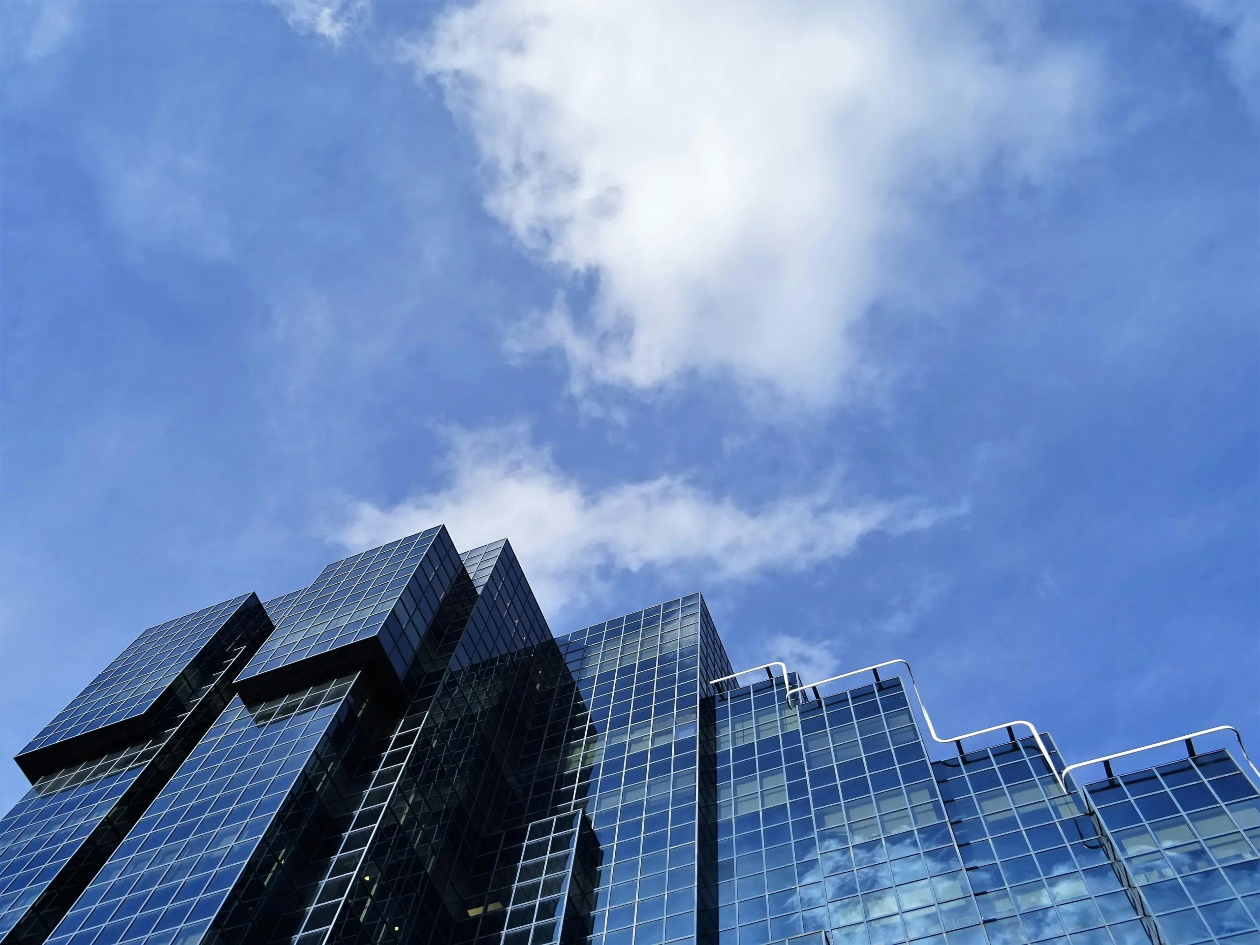 Blockchain real estate adoption is accelerating in commercial markets, enabling tokenization, smart contracts, and AI-powered financing.