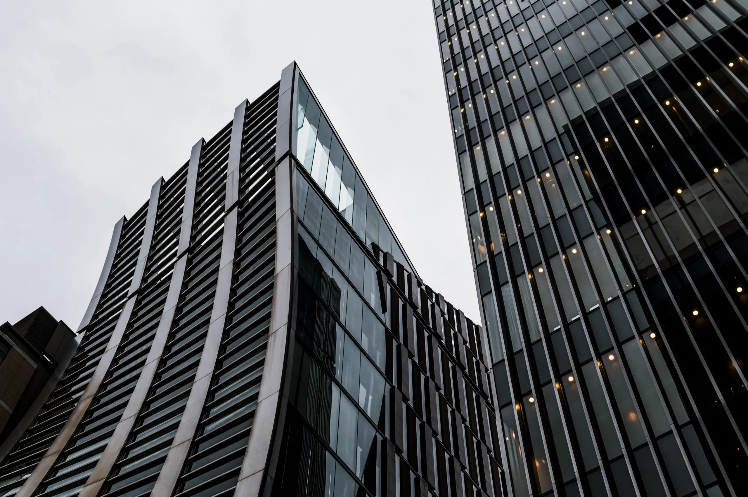 Coworking market in the US reaches 152M SF across 8,420 locations in Q3 2025, reflecting national growth and hybrid work demand.