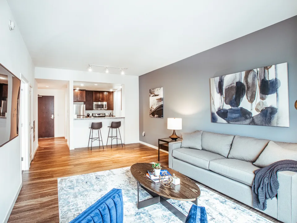 mid term stays cre daily