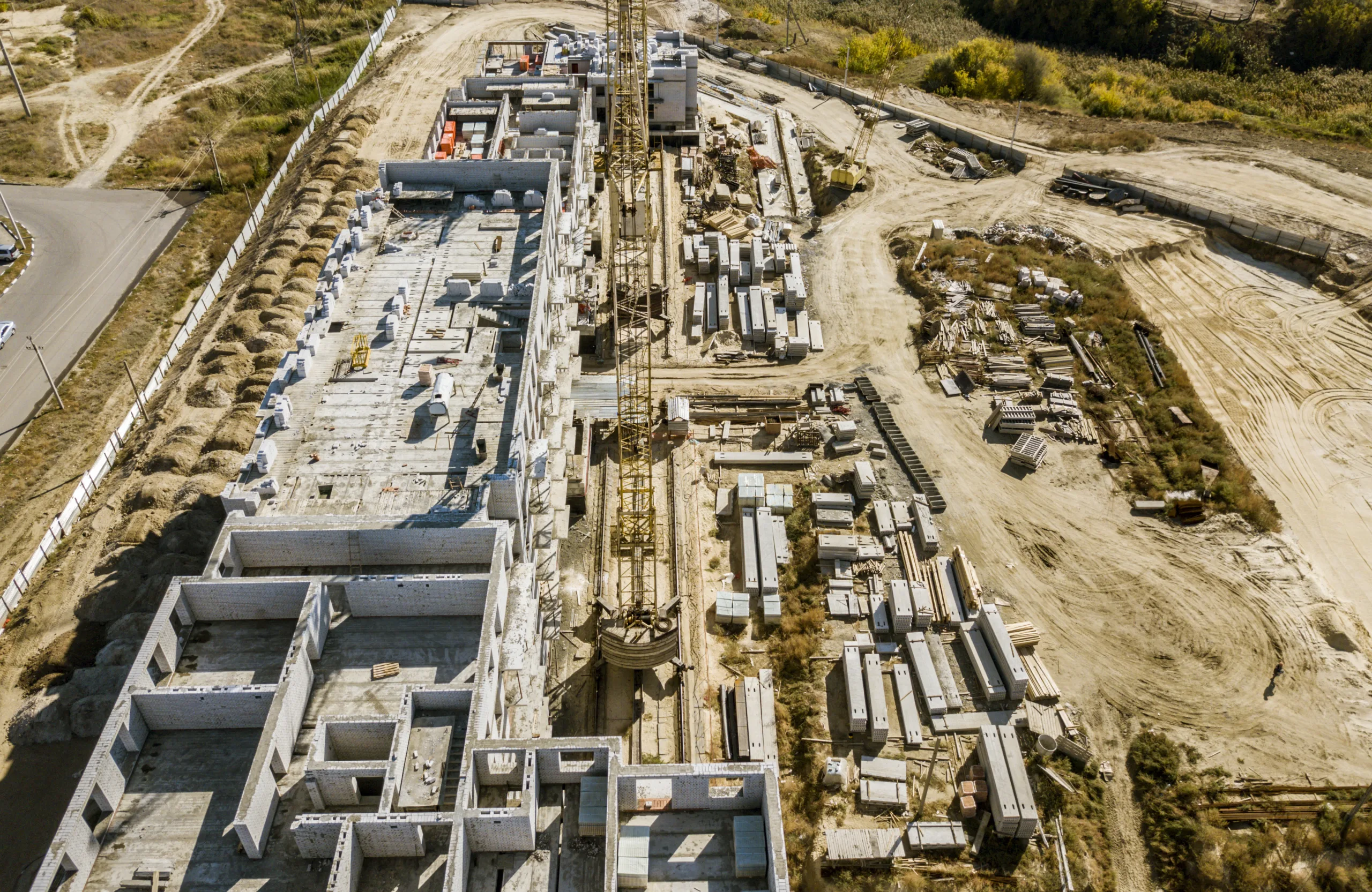 Amazon makes a $700M data center land purchase in Virginia, expanding its AWS footprint in Prince William County.