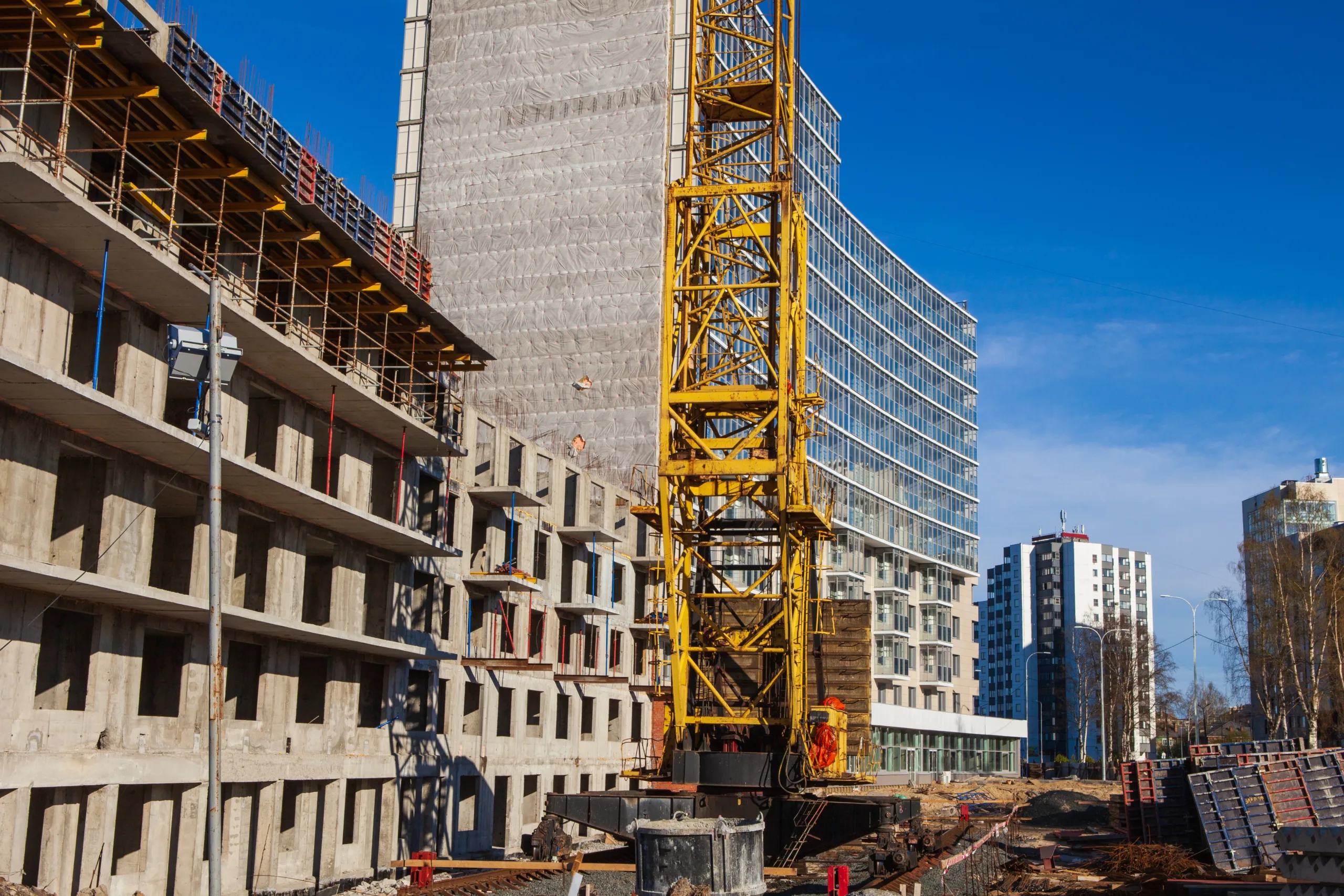 Jobs report surprise weakens Fed cut odds and adds uncertainty to rental housing and construction market recovery.