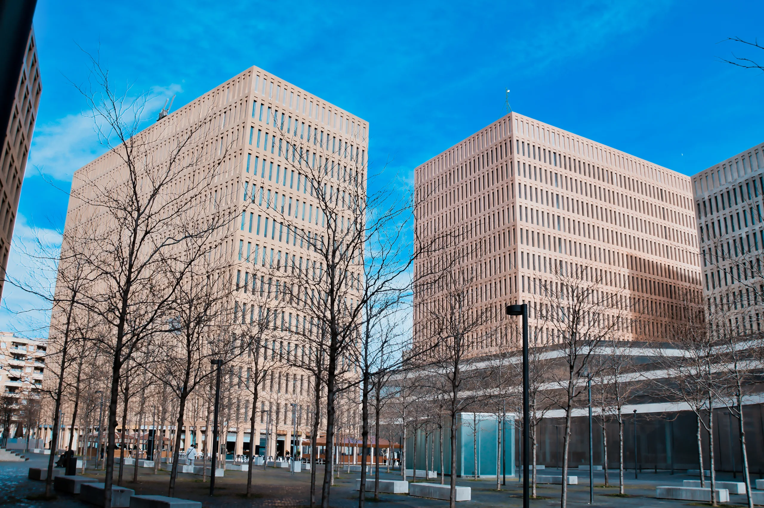 Brookfield loses five Maryland office properties in a foreclosure auction as lender takes control of distressed assets.