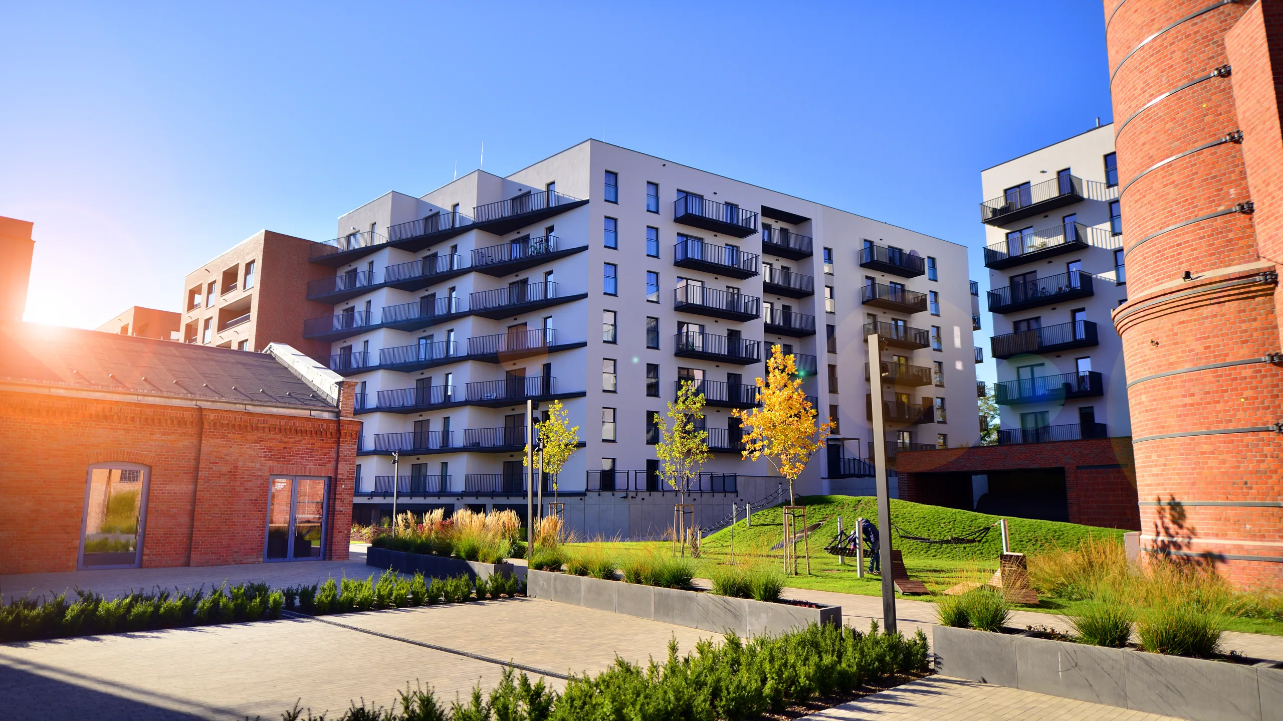 Multifamily confidence improved in Q3 2025 but remains weak due to financing hurdles and regulatory pressures.