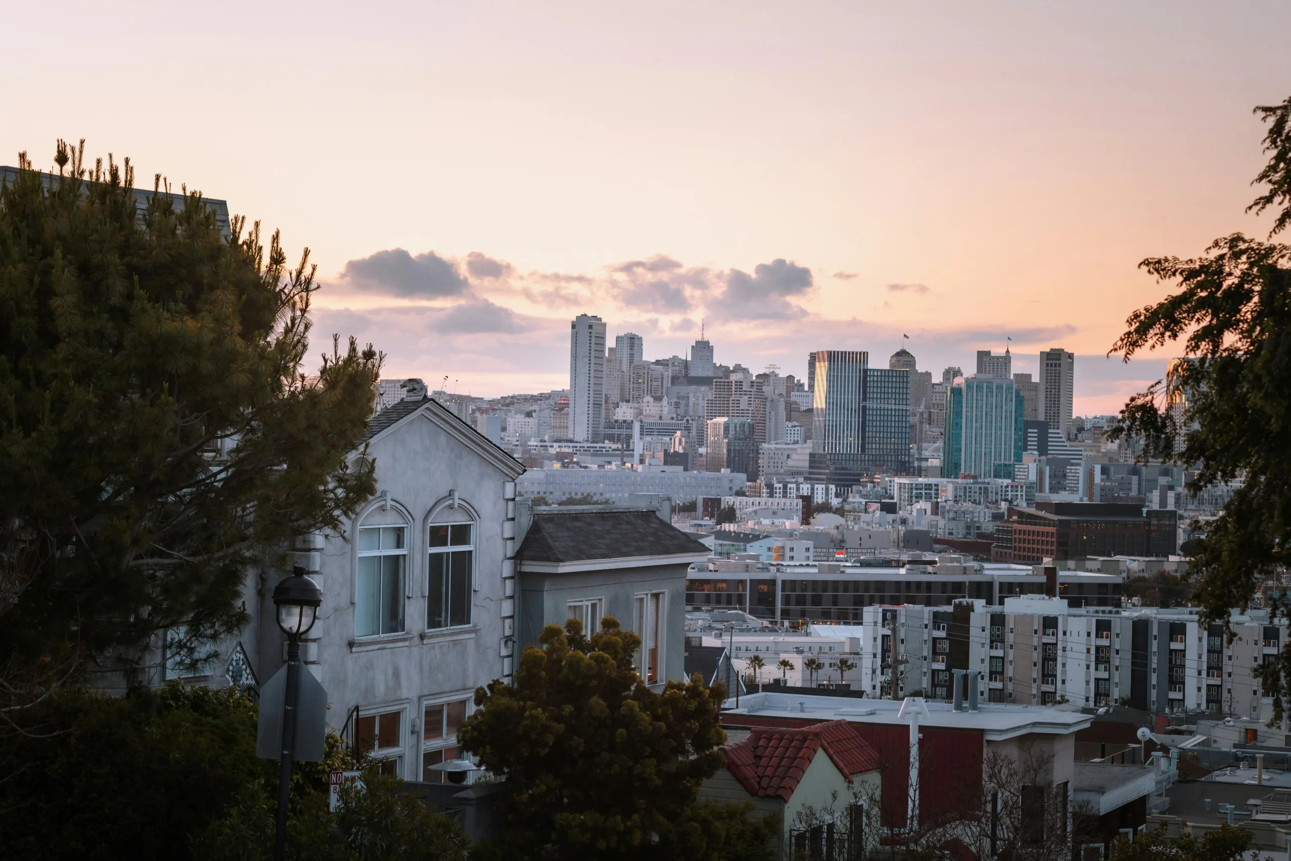 Rental market heats up as Ballast and Carlyle invest in a San Francisco apartment building amid rising rents and tight supply.