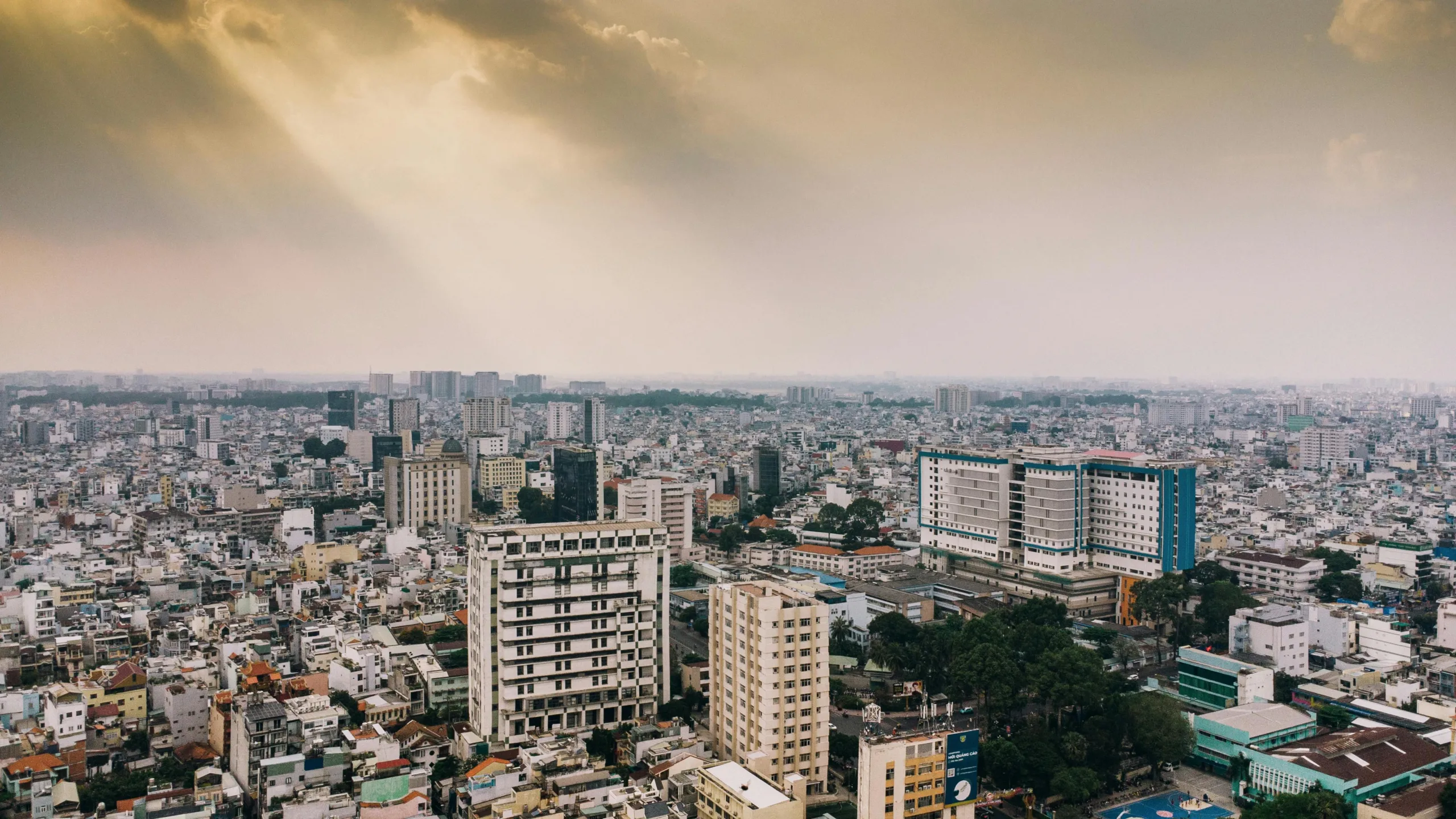 RealPage settlement with DOJ over rent-setting software imposes changes but avoids fines amid broader legal challenges.