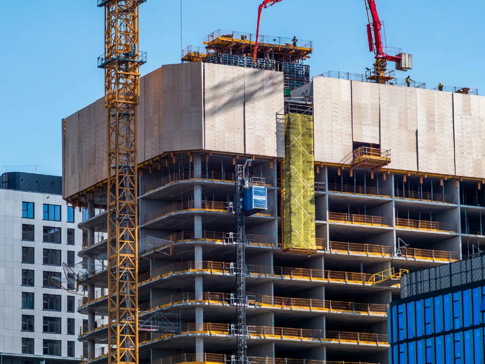 Rent decline continues in November 2025 with the steepest drop in over 15 years as oversupply impacts multifamily markets.