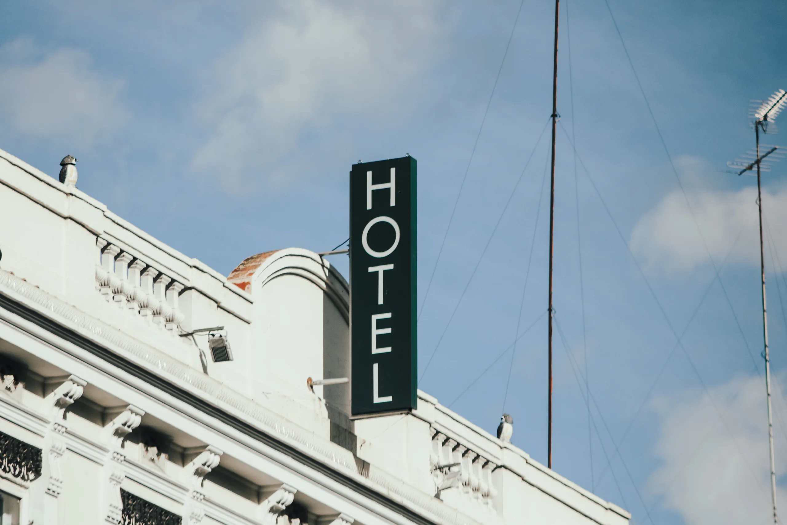 Hotel deals in 2025 showed resilience as investor focus shifted to smaller assets amid rate cuts and tighter bid-ask spreads.