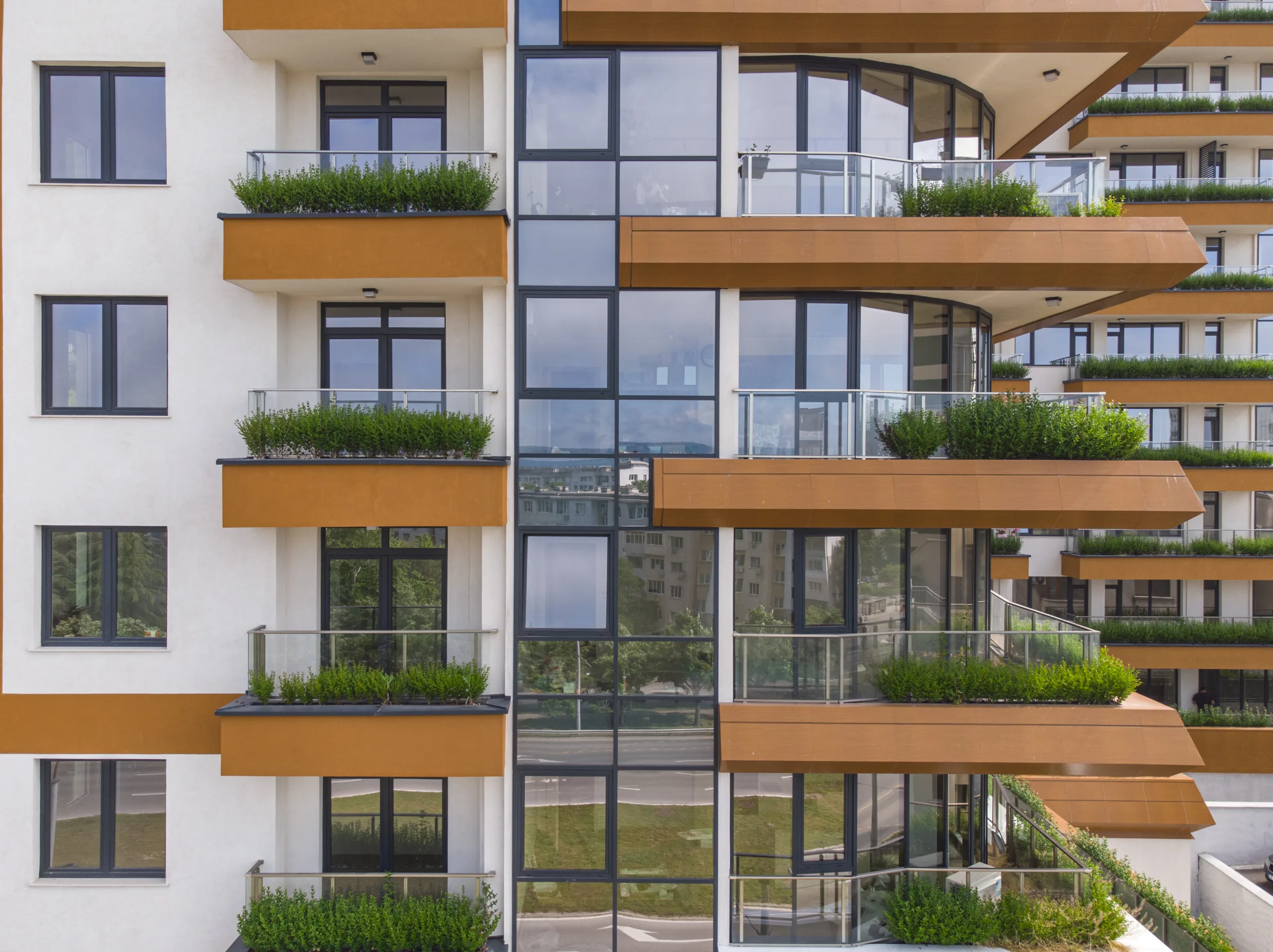 Class A rents continue to rise despite lower occupancy than Class B and C apartments amid high national multifamily supply.