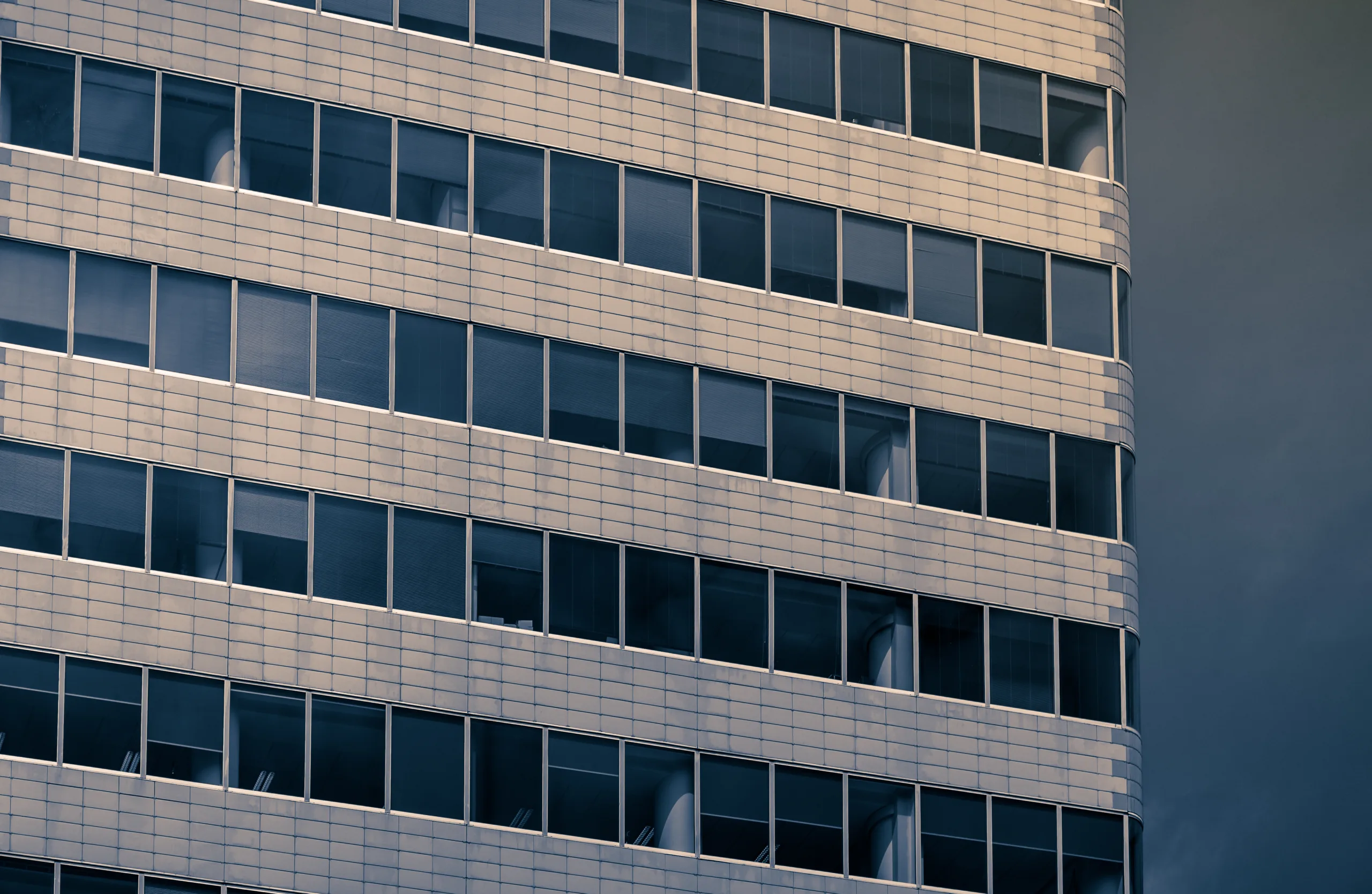 Commercial real estate supply hits lowest level since 2013 while high-value assets rise and smaller property prices decline.