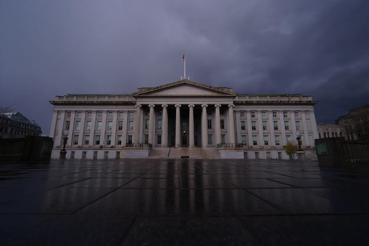 Debt crisis looms as Jamie Dimon highlights US debt risks. Rising yields threaten future CRE borrowing, impacting investor confidence.