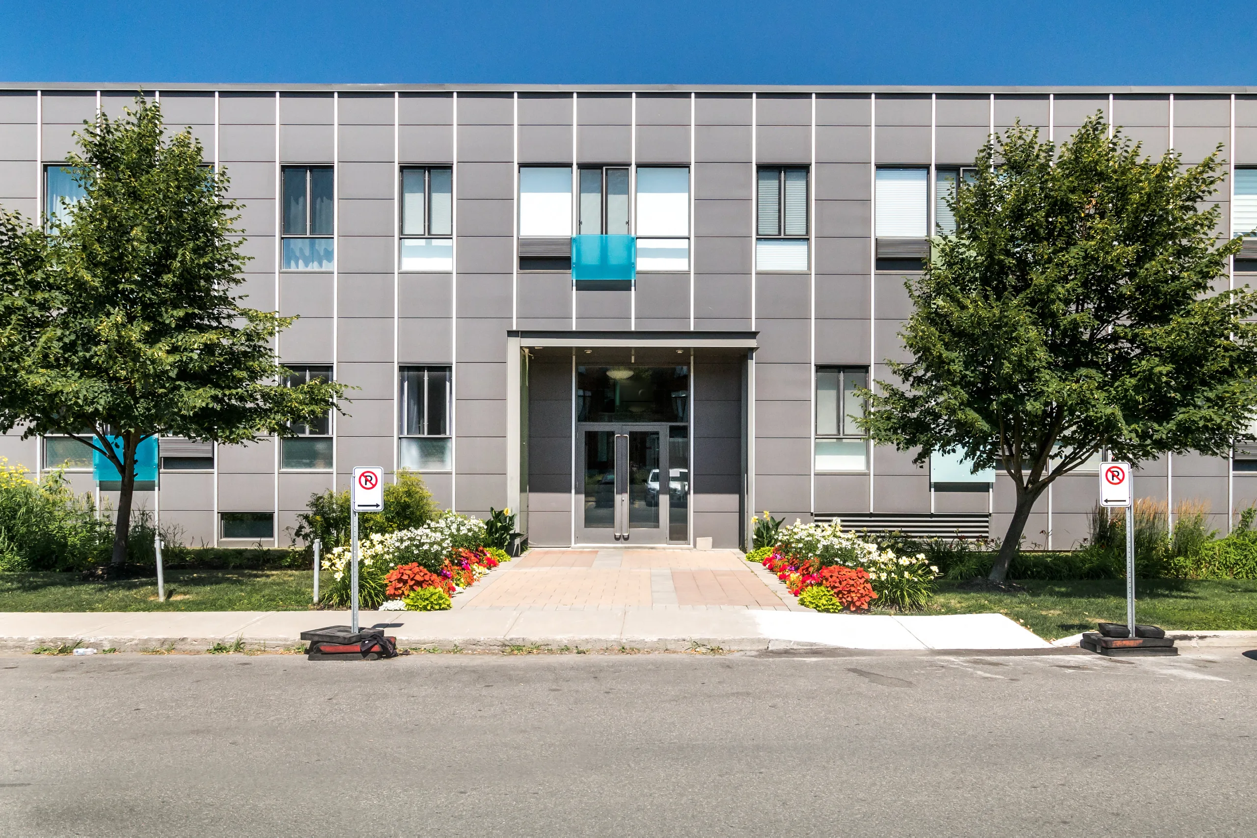 Thrive on Crawford opens in Fort Worth, combining 67 mixed-income units with onsite healthcare by NRP Group and JPS Health Network.