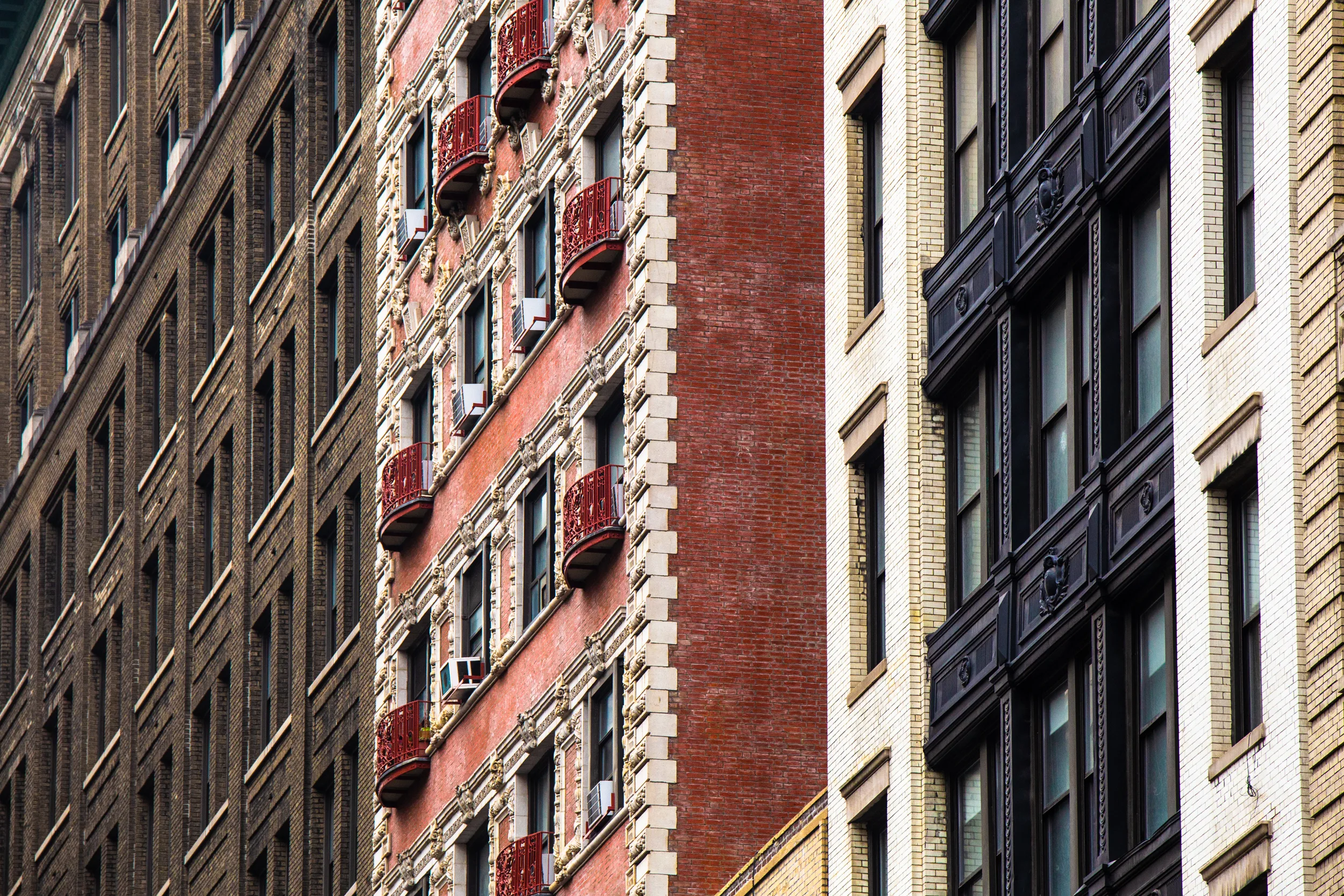 New York challenges RealPage lawsuit as it enforces first statewide ban on algorithmic rent pricing in the multifamily sector.