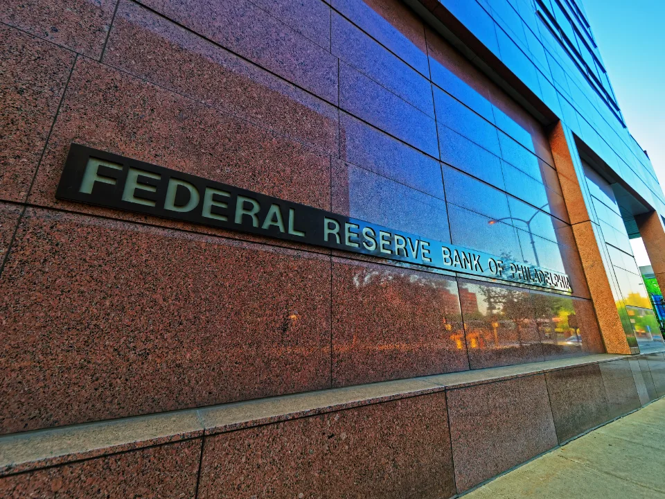 Interest rates outlook for commercial real estate remains steady. Market participants urged not to wait for dramatically lower rates.