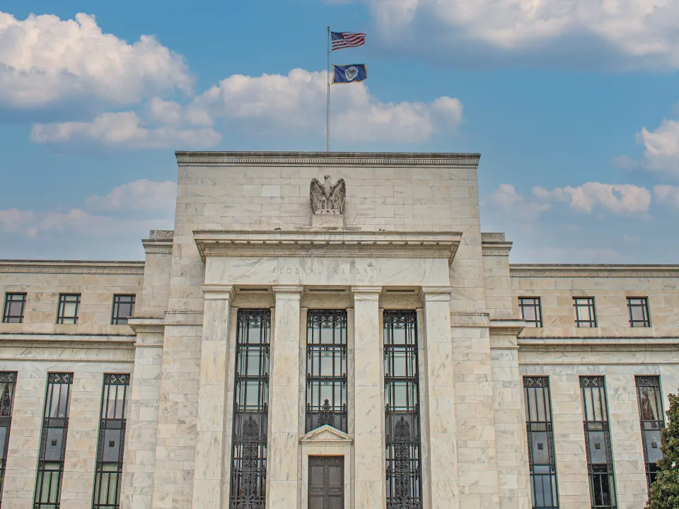 Federal Reserve plans to drop select bank warnings, shifting oversight toward core financial risks and reducing compliance burdens.