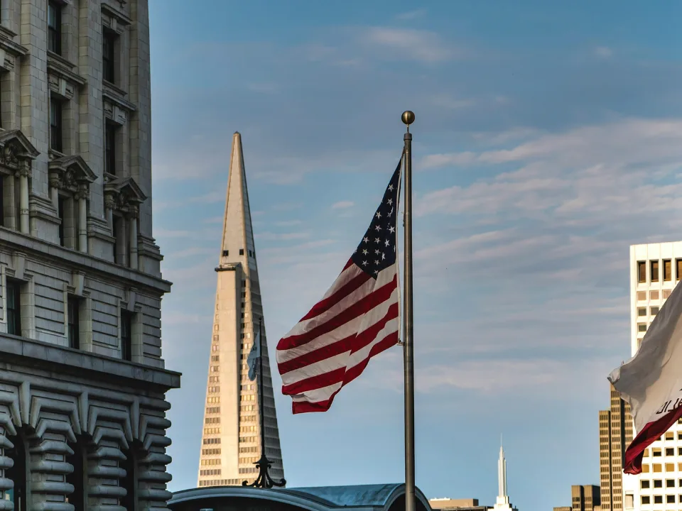 Transamerica Pyramid owners agree to sell the San Francisco icon to Cyprus-based Yoda Plc as BVK exits US real estate investments.