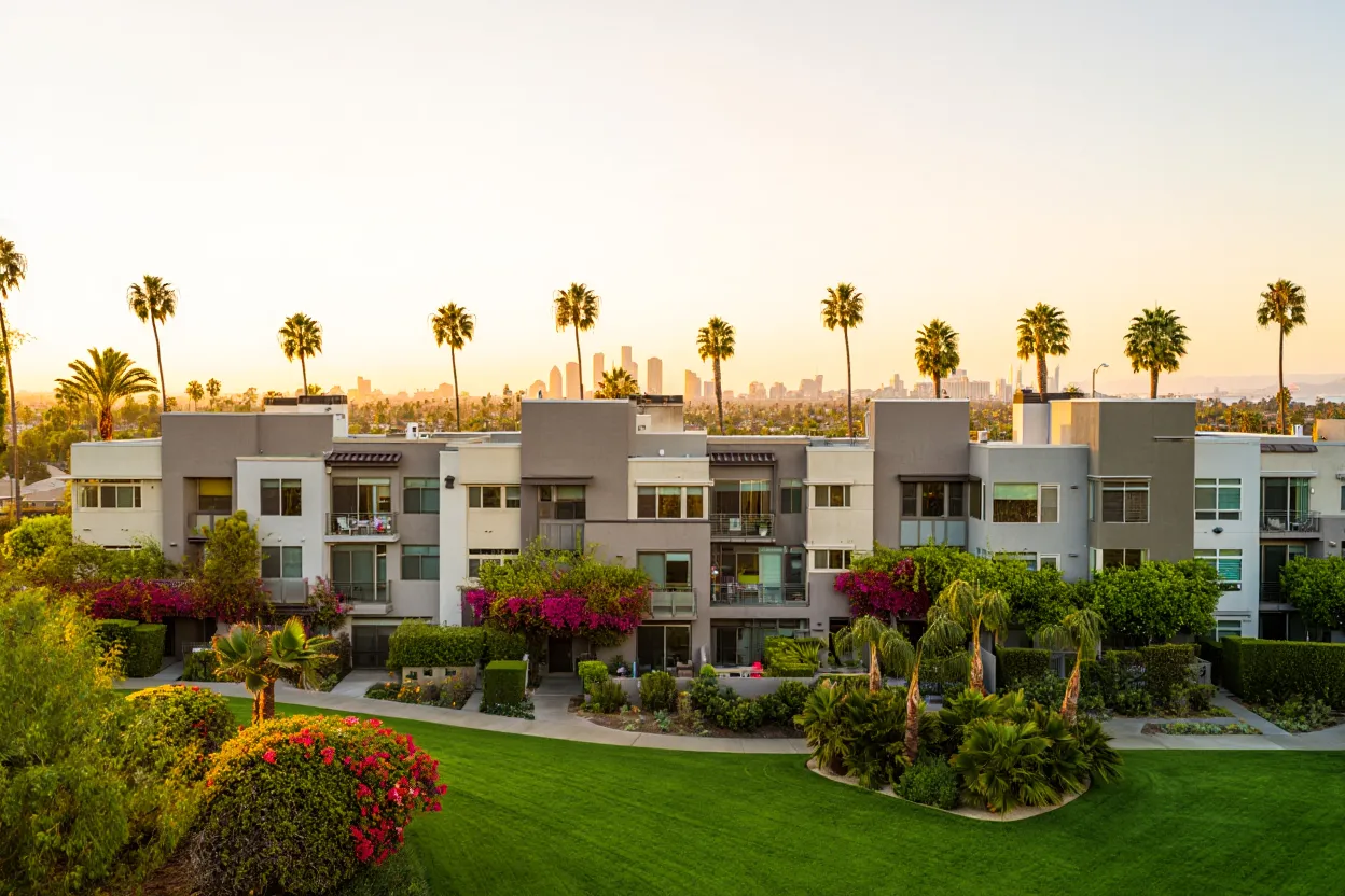 Apartment venture Amonte Living targets $500M in West Coast acquisitions as California multifamily market shows renewed opportunities.